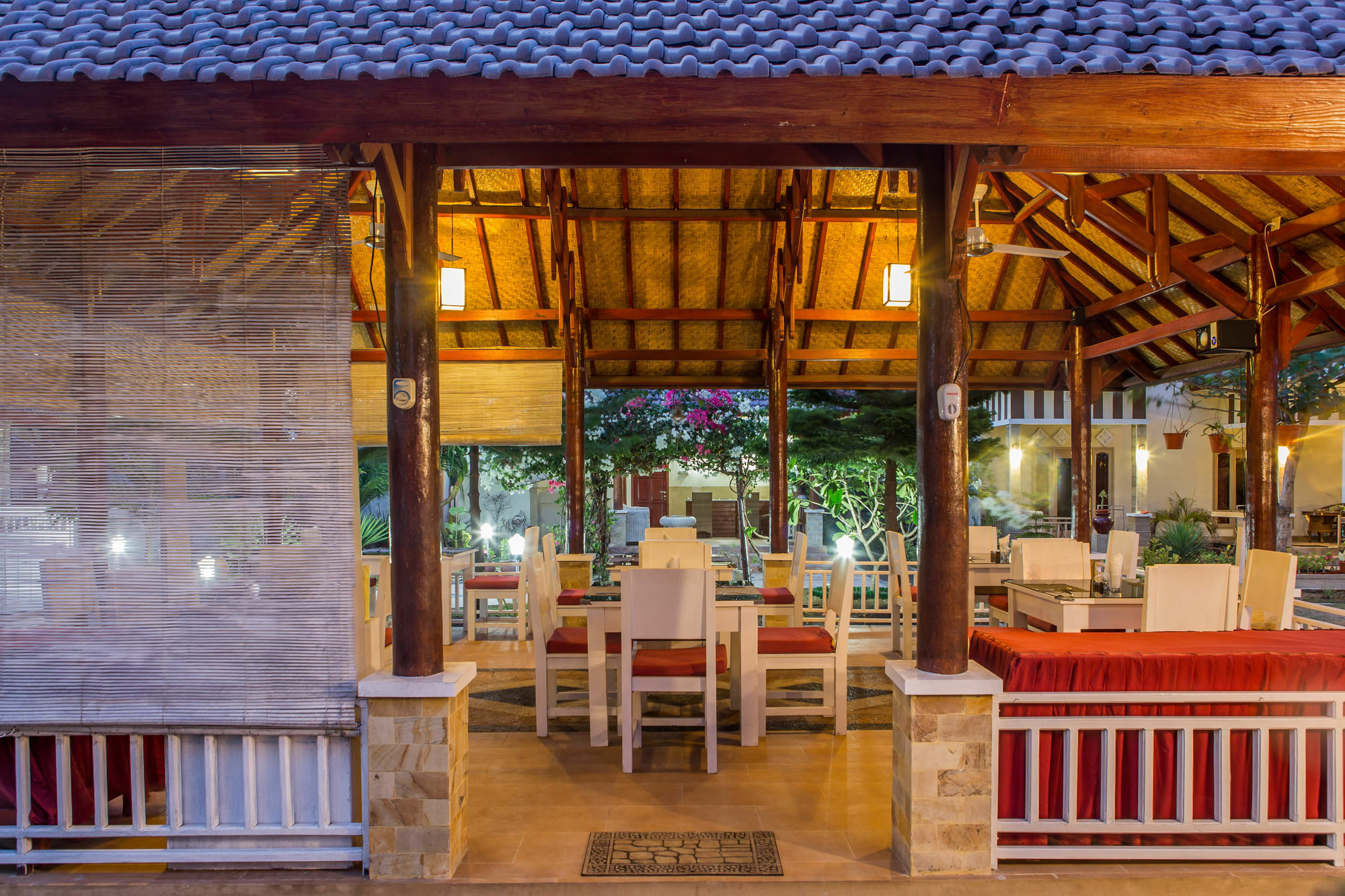 Tropical Hideaways Resort Gili Meno Exterior foto