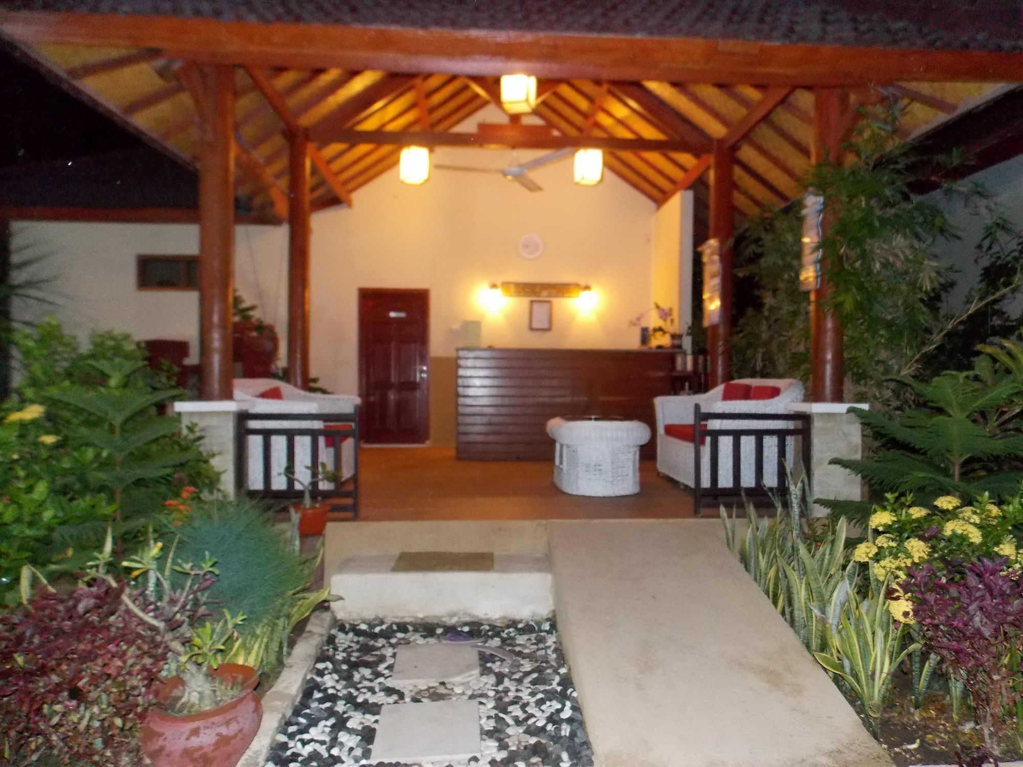 Tropical Hideaways Resort Gili Meno Exterior foto